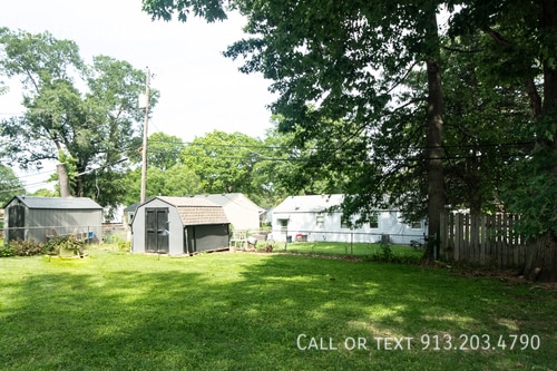 Building Photo - 6217 Glenwood-