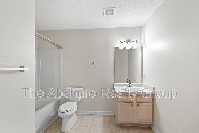 Building Photo - 6571 Guard Hill Dr