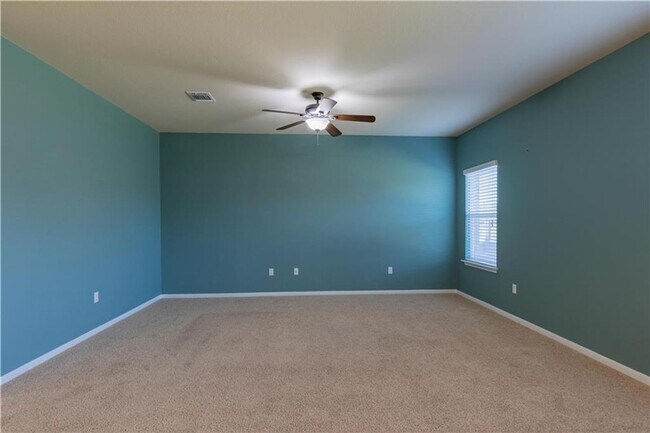 Building Photo - Spacious 4/BR, 2.5/BA Home in Cedar Park –...