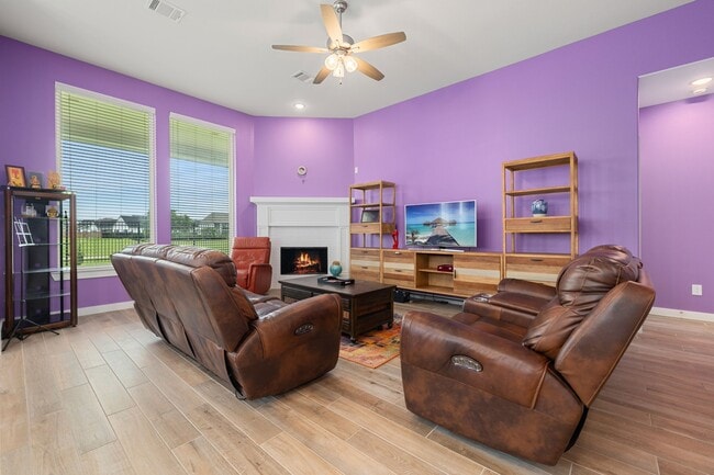 Building Photo - 6722 Waxbill Rd