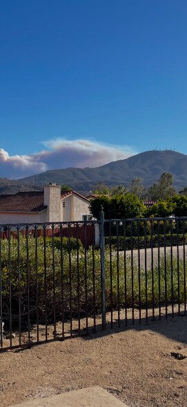 Building Photo - 14019 Carmel Ridge Rd