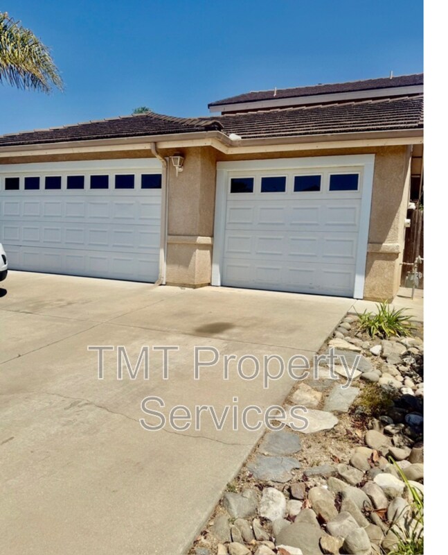 Building Photo - 2742 La Purisima Ave