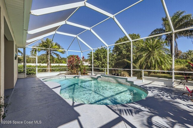 Building Photo - 796 Suntree Woods Dr