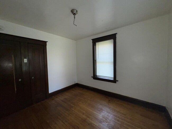 Building Photo - 5741 Floy Ave