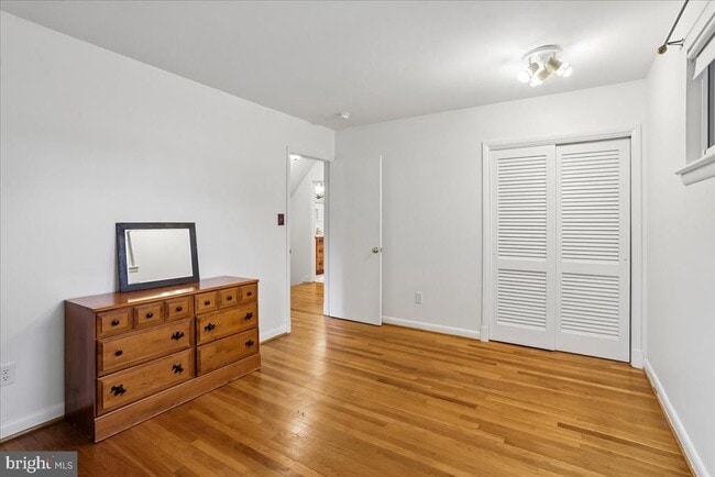 Building Photo - 1703 Tilton Dr