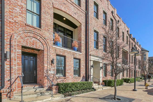 Building Photo - 640 S Pearl Expy