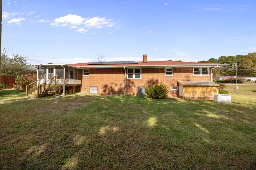 Building Photo - 4104 Jane Ln