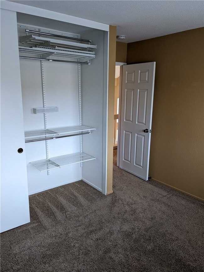 Building Photo - 8243 E Ironwood Ave