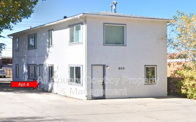 Building Photo - 866 N 5th St