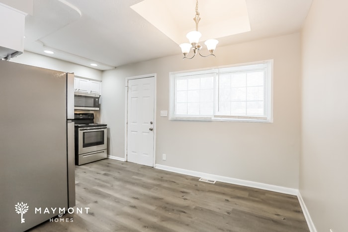 Building Photo - 3955 Diamond Ln