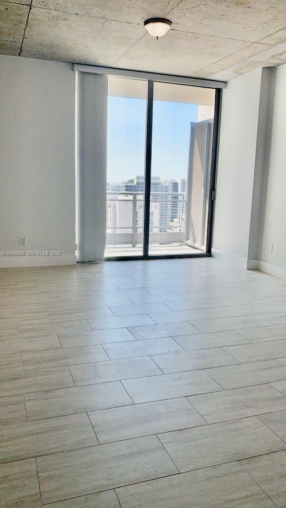 Building Photo - 690 SW 1st Ct