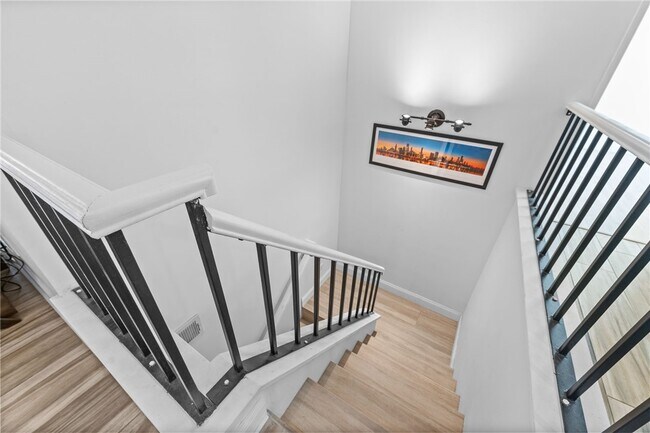 Building Photo - 30902 Club House Dr
