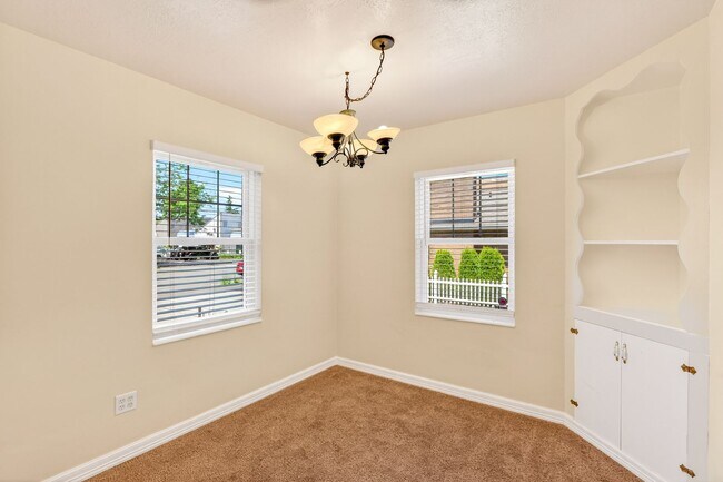 Building Photo - 1414 NE 109th Ave