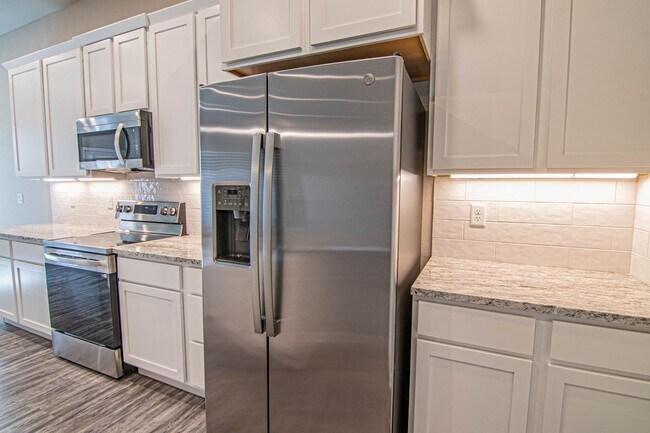 Building Photo - 2714 Southwest St