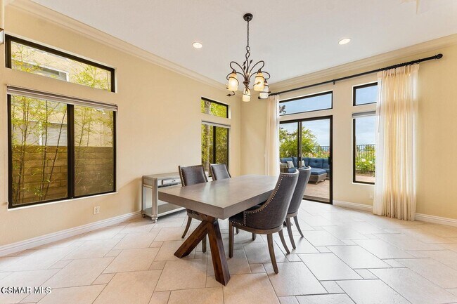 Building Photo - 22521 Blueridge Ct