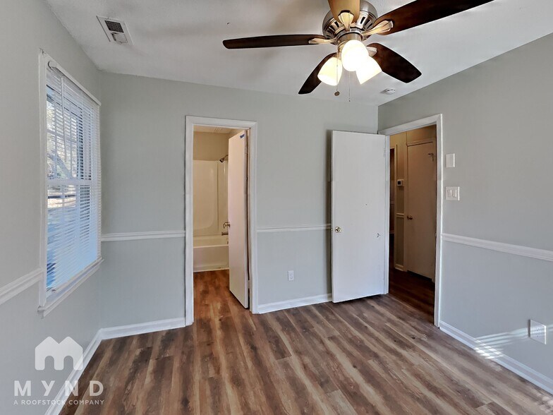 Building Photo - 201 Indian Trail