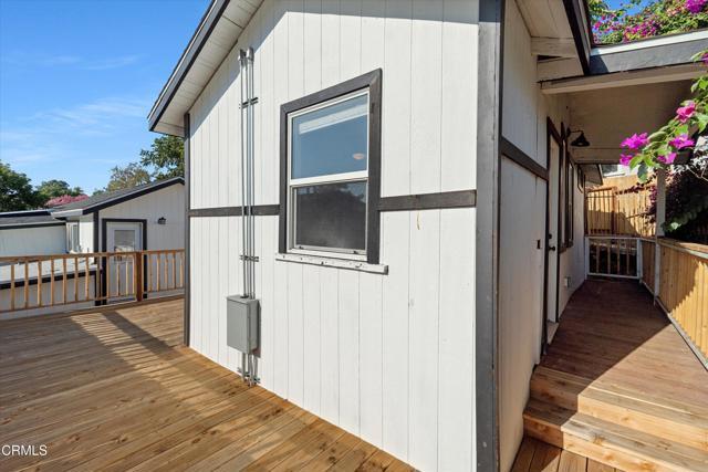 Building Photo - 822 Laveta Terrace