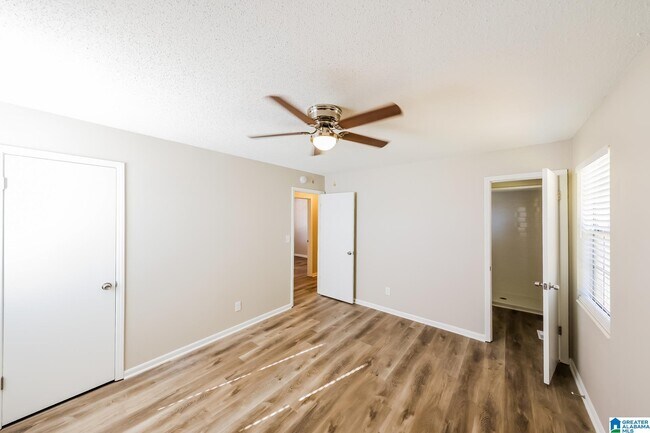 Building Photo - 2813 Sayers Rd