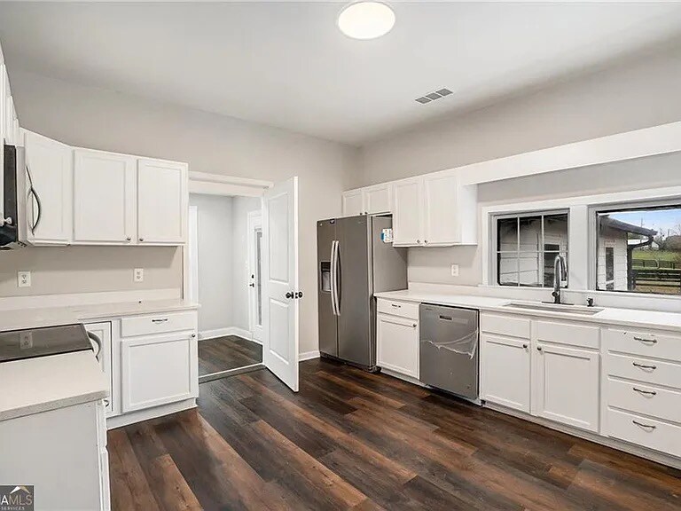 Building Photo - 6219 Heardsville Rd