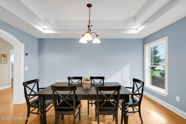 Building Photo - 3 Monmouth Pl