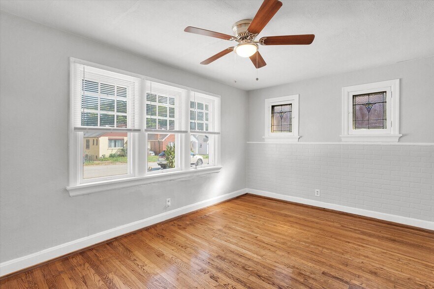 Building Photo - 10063 Diamond Dr