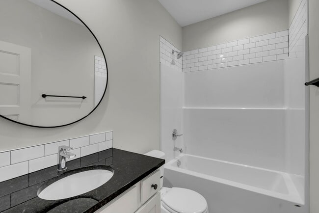 Building Photo - 1711 Jase Ct
