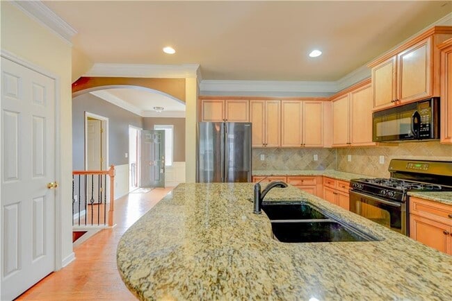 Building Photo - 6173 Briggs Way