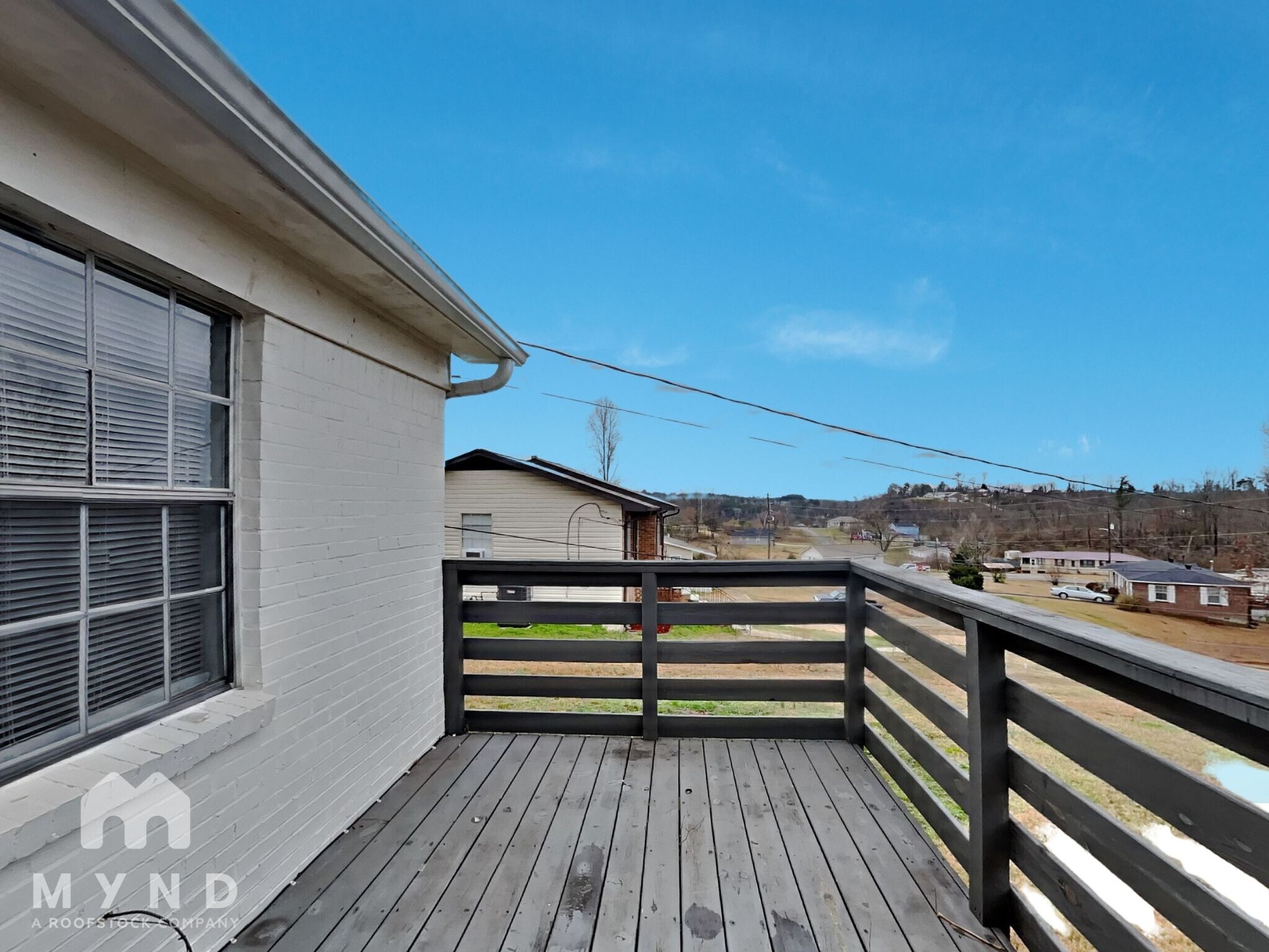 Building Photo - 611 Darlene Dr