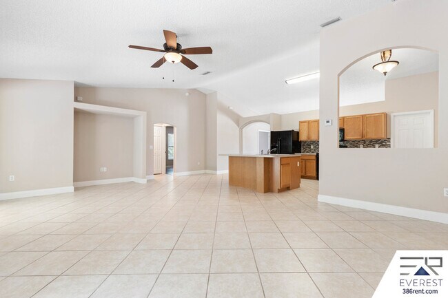 Building Photo - 59 Riverina Dr