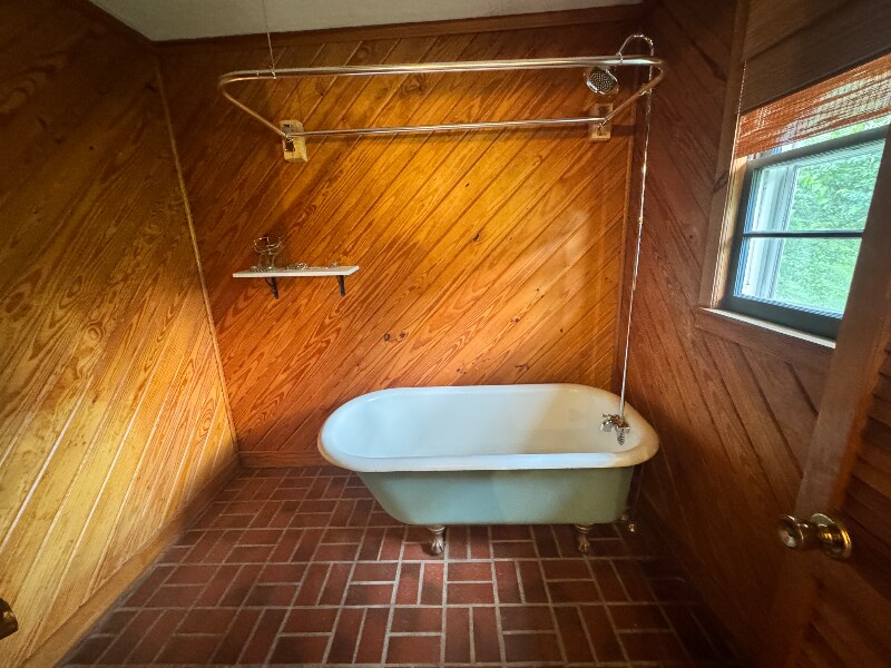 Building Photo - 432 Menees Ln