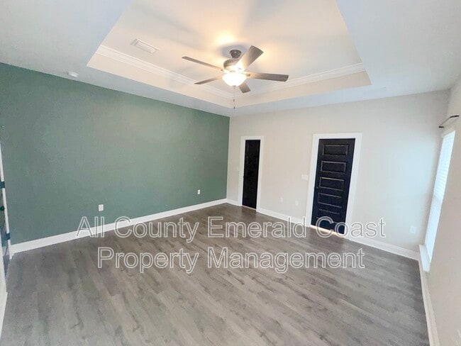 Building Photo - 282 Magnolia St