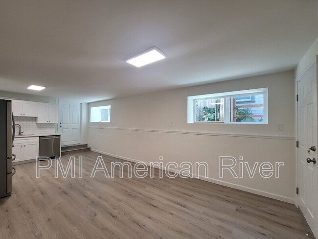 Building Photo - 1218 U St