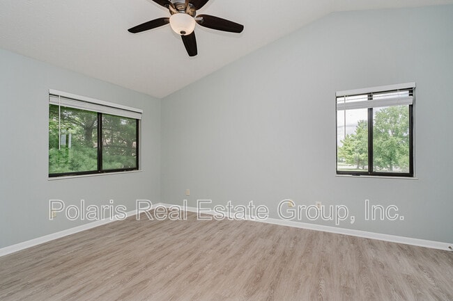 Building Photo - 4540 Village Ct