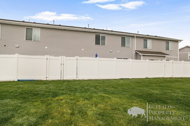 Building Photo - 1160 E Jaylee Dr