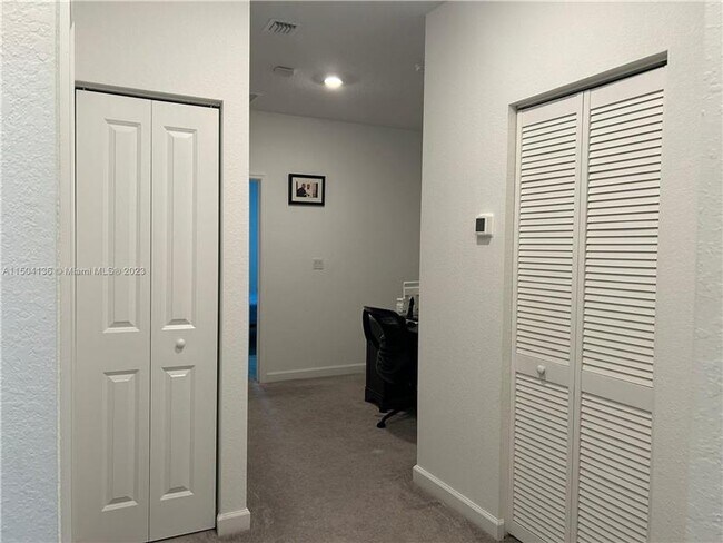Building Photo - 25158 SW 107th Ave