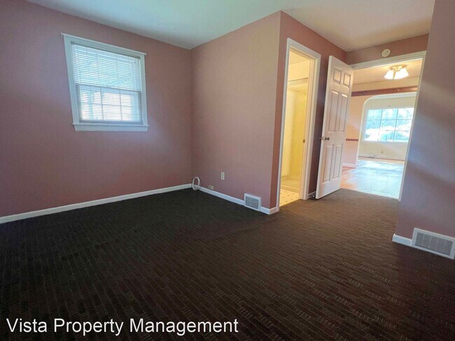 Building Photo - 4 br, 2 bath House - 54 Fisher Rd