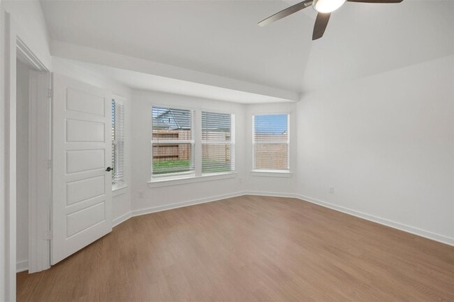 Building Photo - 32506 Lantana Flds Rd
