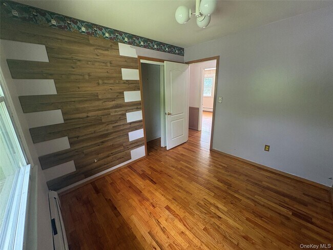 Building Photo - 57 Wedgewood Dr