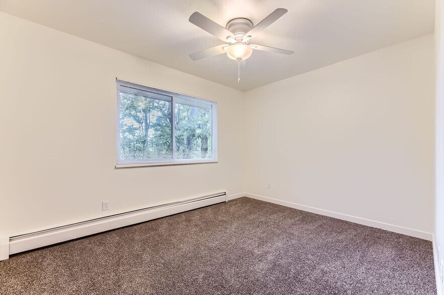 Building Photo - 2340 Walnut St