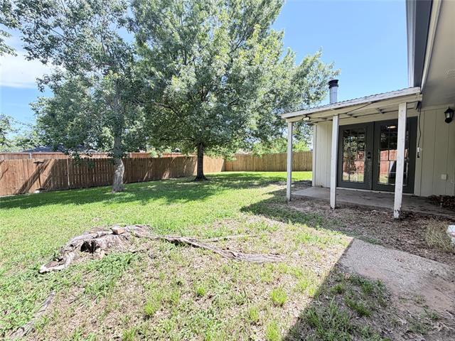 Building Photo - 706 Jamestown Dr