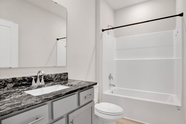 Building Photo - Spacious 4 bed cul-de-sac home in Bellview