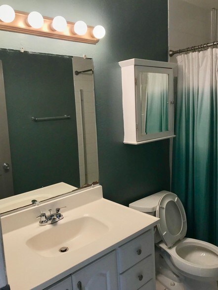 bathroom - 212 S Kraemer Blvd