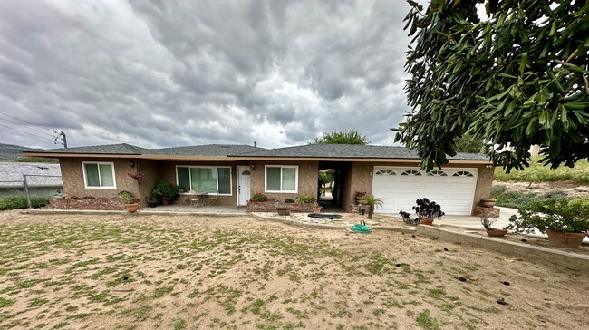 Building Photo - 13239 Idyl Dr