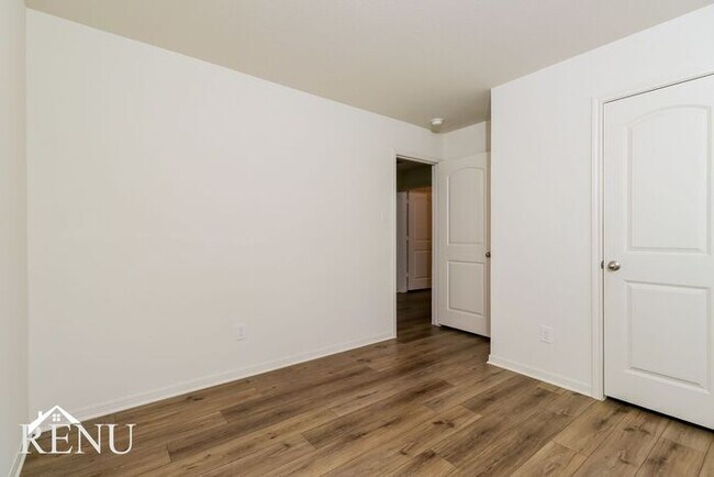 Building Photo - Coming Soon!