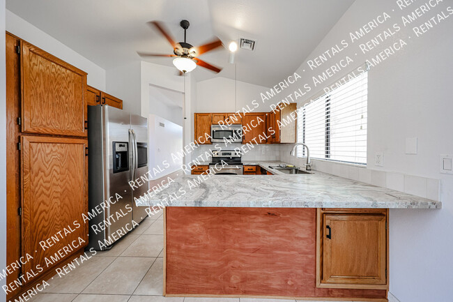 Building Photo - 9429 E Camino Del Santo