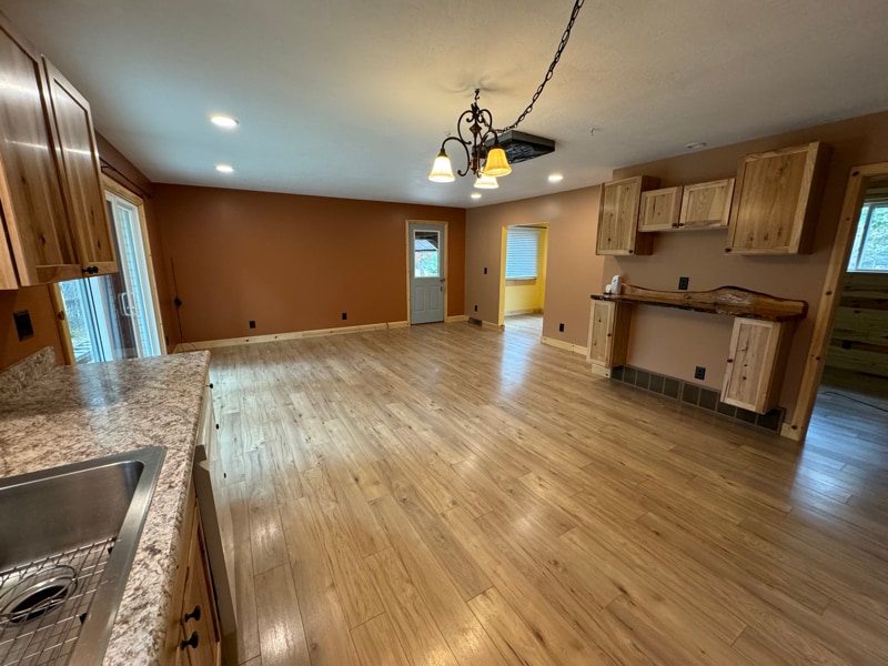 Building Photo - 6280 Blackberry Dr