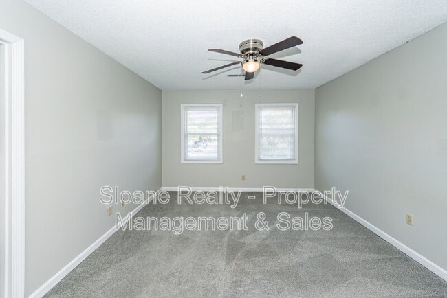 Building Photo - 40 Meander Row