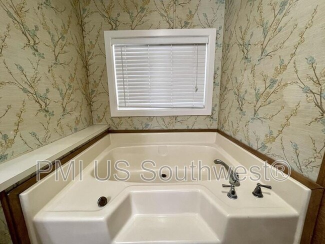 Building Photo - 4443 Puerto Verde Dr