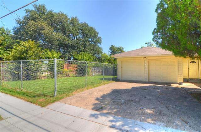 Building Photo - 2705 Crest Ridge Dr