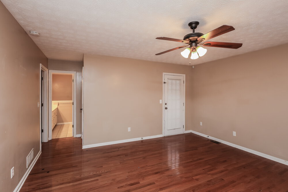 Building Photo - 710 Maggie Mae Ln